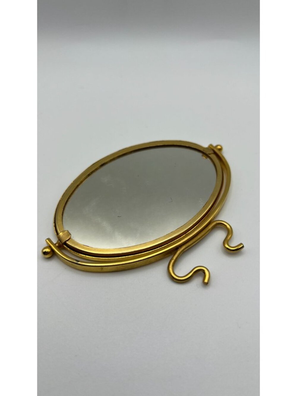 Oval Gold-Tone Vanity Mirror With Decorative Frame - Elegant Design For Tabletop - Picture 2 of 2